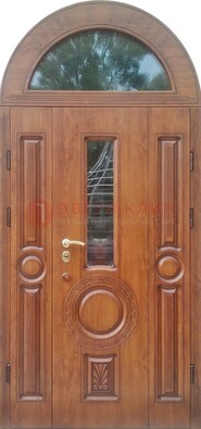 Двустворчатая железная дверь МДФ со стеклом в форме арки ДА-52 в Краснознаменске