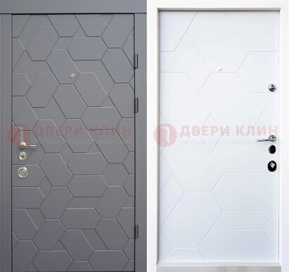 Серая стальная дверь с белой МДФ внутри ДМ-204 в Краснознаменске