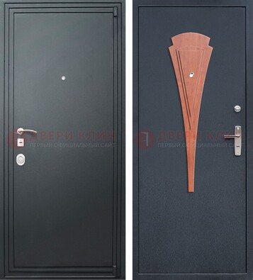 Черная железная дверь с порошковым покрытием и накладкой МДФ внутри ДП-245 в Краснознаменске