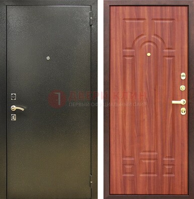 Входная темно-серая дверь с порошковой отделкой и МДФ Миланский орех ДП-281 в Краснознаменске