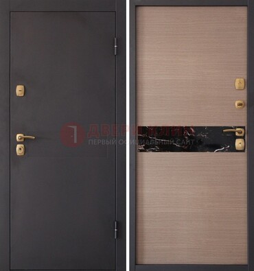 Коричневая металлическая дверь с порошковым окрасом ДП-82 в Краснознаменске