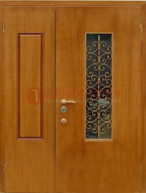 Входная дверь Дверь со вставками из стекла и ковки ДПР-20 в холл в Краснознаменске