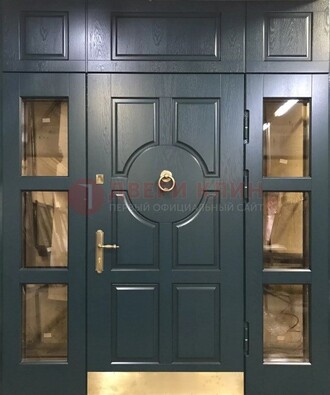 Стальная парадная дверь ДПР-64 со стеклопакетом в Краснознаменске