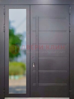 Чёрная двухстворчатая металлическая дверь со стеклом ДС-60 в Краснознаменске