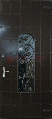Высокая железная дверь со стеклом и ковкой ДСК-15 в Краснознаменске