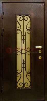 Металлическая дверь с армированным стеклопакетом и ковкой ДСК-20 в Краснознаменске