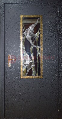 Металлическая дверь со стеклом и ковкой ДСК-82 для крыльца в Краснознаменске