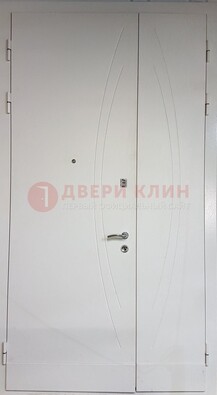 Белая тамбурная дверь ДТМ-31 в Краснознаменске