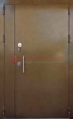Коричневая тамбурная дверь с порошковым напылением ДТМ-45 в Краснознаменске