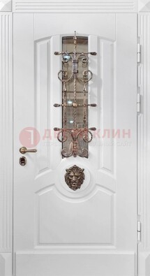 Белая металлическая дверь с виноритом и стеклом с ковкой ДВТ-165 в Краснознаменске