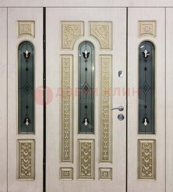 Светлая железная дверь с МДФ и витражом ВЖ-34 в Краснознаменске