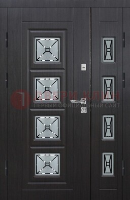 Чёрная двухстворчатая железная дверь с МДФ и витражом ВЖ-35 в Краснознаменске